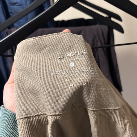 Set active top (xs) and bottom (s) set - Picture 3 of 3